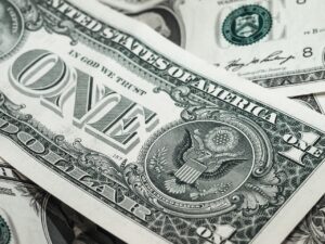 Z世代がお金の勉強をしながら取り組むべき副業は？