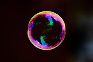 動画編集を独学でスマホでできる方法は？