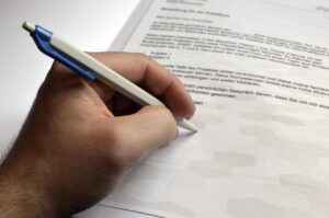 Z世代がSNS運用で副業案件を見つけるための探し方は？